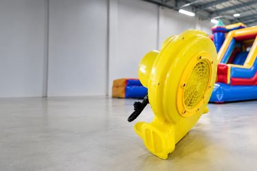 Quanto custa um soprador de ar para inflável?